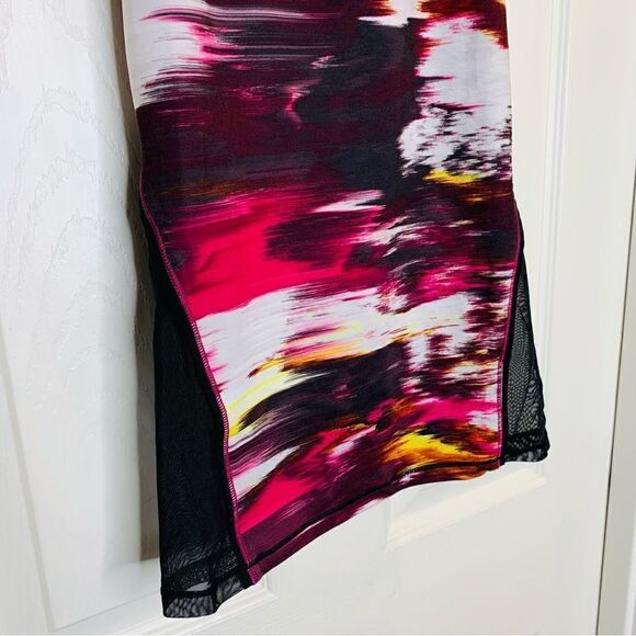 Lululemon Racerback Tank Mesh Back Black and Pink - Picture 3 of 10